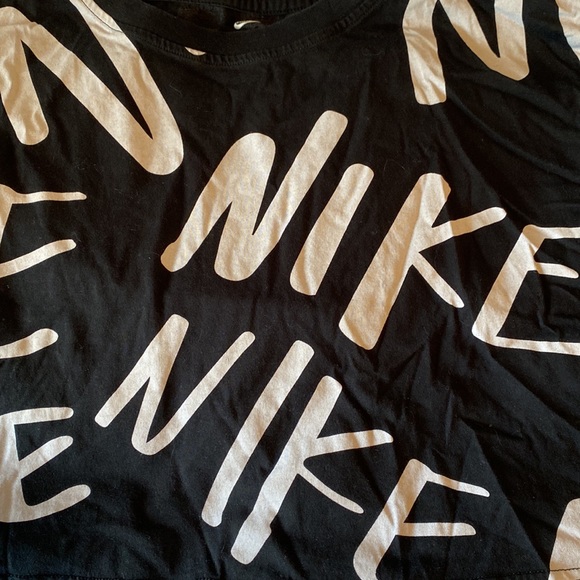 Nike Crop Top - Picture 2 of 3